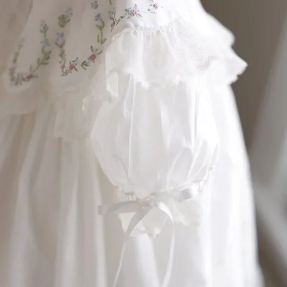 SPECIAL Strasburg Heirloom Collection White Vintage Lace 2T/3T Float Dress - Picture 5 of 7